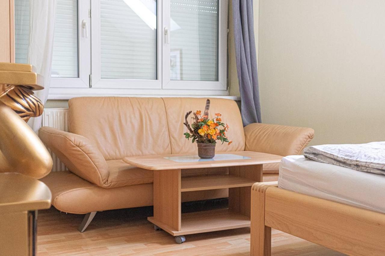 Comfortable Rooms In A Beautiful House Gd Вена Экстерьер фото